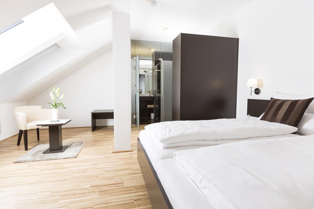 Gaestezimmer By Joechlinger Gerasdorf bei Wien Phòng bức ảnh